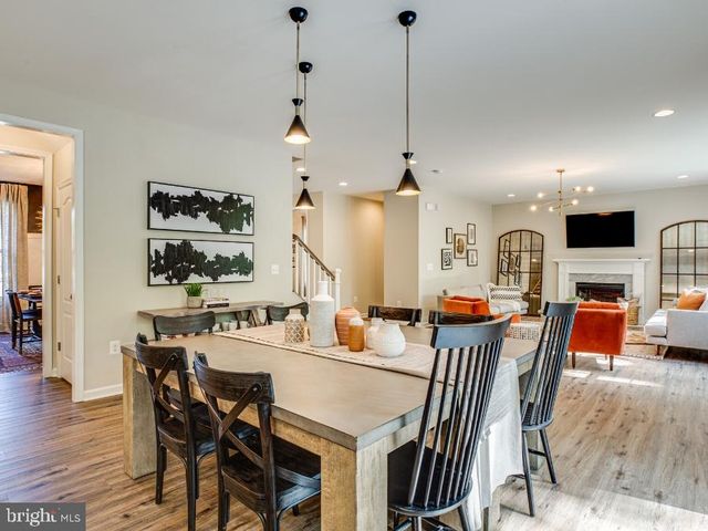 2216 MATTHEW LN, Fredericksburg, VA 22405