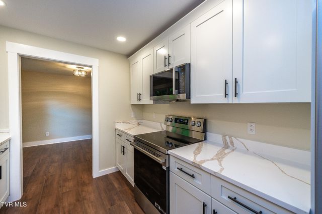 3601 Hazelnut Drive, Kingsport, TN 37664