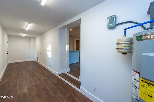3601 Hazelnut Drive, Kingsport, TN 37664