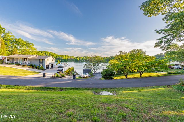3601 Hazelnut Drive, Kingsport, TN 37664