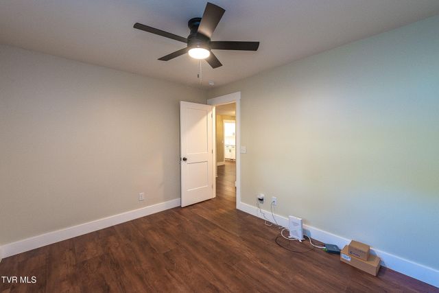 3601 Hazelnut Drive, Kingsport, TN 37664