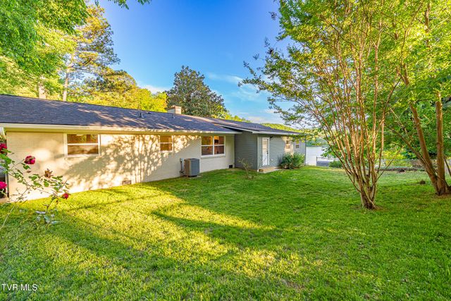 3601 Hazelnut Drive, Kingsport, TN 37664
