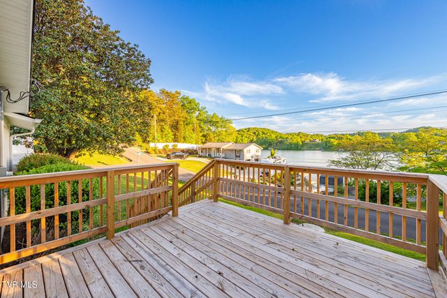3601 Hazelnut Drive, Kingsport, TN 37664
