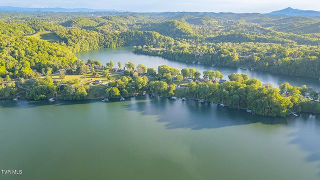 3601 Hazelnut Drive, Kingsport, TN 37664