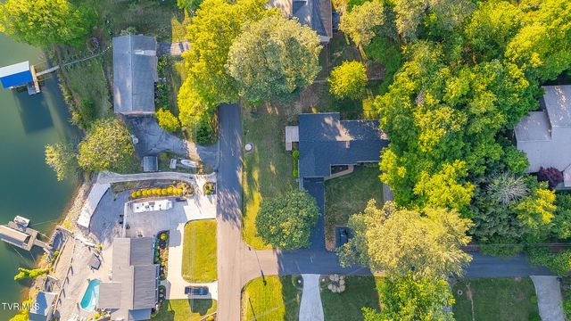 3601 Hazelnut Drive, Kingsport, TN 37664