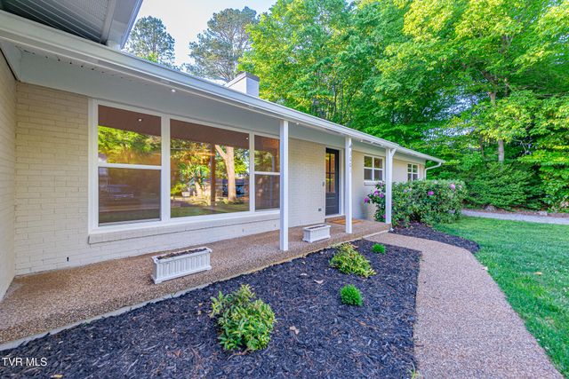 3601 Hazelnut Drive, Kingsport, TN 37664