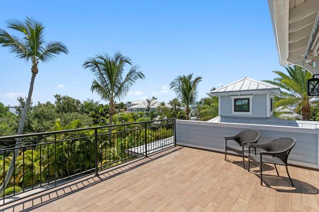 220 N HARBOR DRIVE, Holmes Beach, FL 34217
