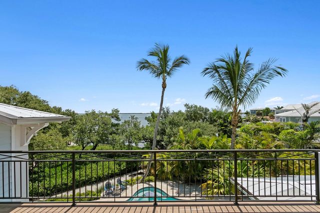 220 N HARBOR DRIVE, Holmes Beach, FL 34217