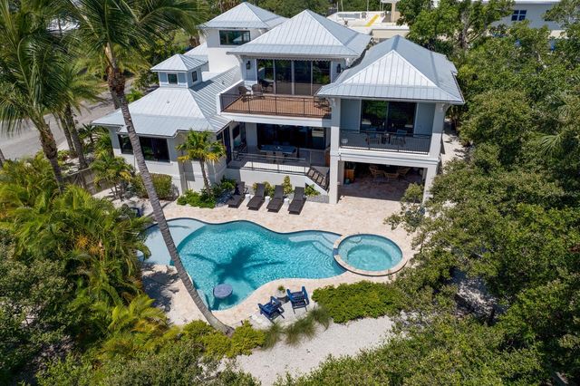220 N HARBOR DRIVE, Holmes Beach, FL 34217