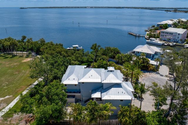 220 N HARBOR DRIVE, Holmes Beach, FL 34217