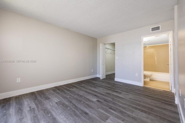 8320 NW 8th St 2-213, Miami, FL 33126