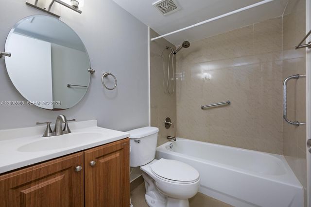 8320 NW 8th St 2-213, Miami, FL 33126