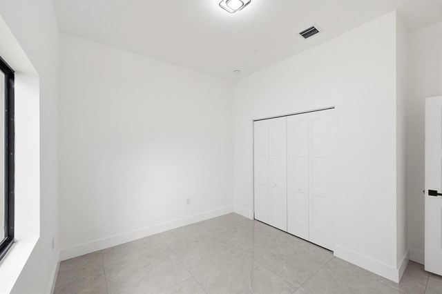 4530 NW 36th Court, Fort Lauderdale, FL 33319