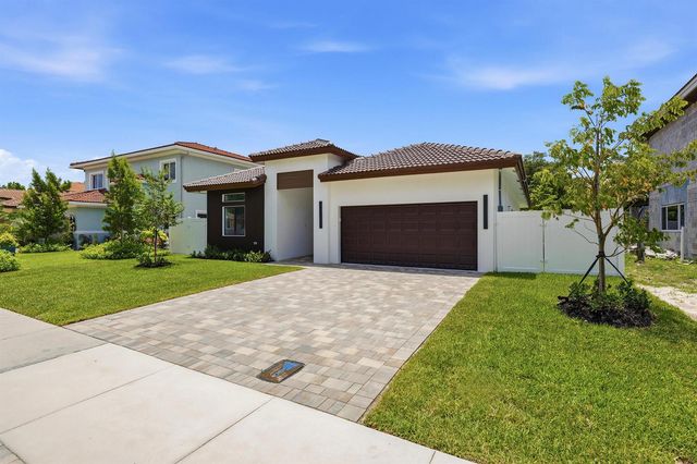4530 NW 36th Court, Fort Lauderdale, FL 33319
