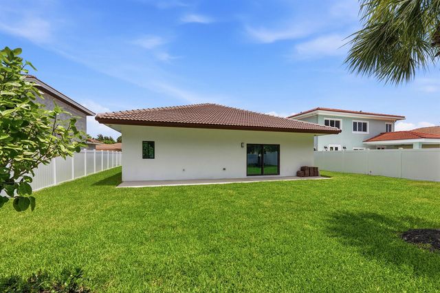 4530 NW 36th Court, Fort Lauderdale, FL 33319