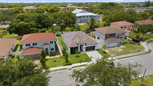 4530 NW 36th Court, Fort Lauderdale, FL 33319