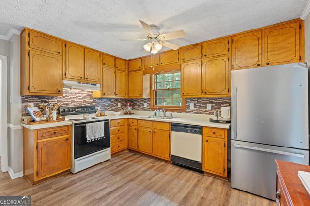 310 Cowan Road SE, Conyers, GA 30094