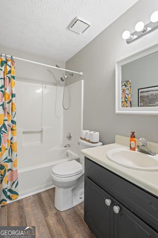 310 Cowan Road SE, Conyers, GA 30094