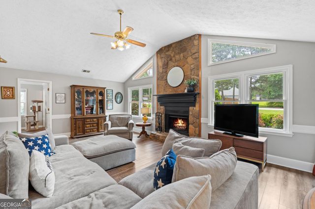 310 Cowan Road SE, Conyers, GA 30094