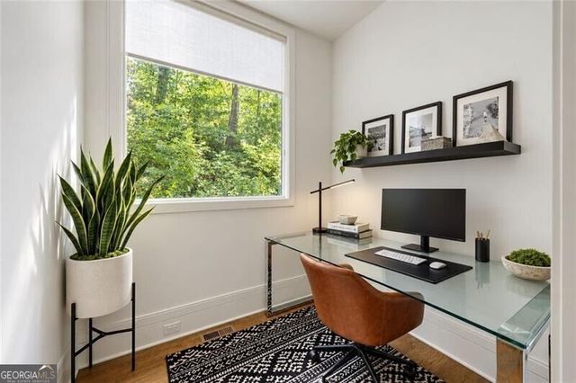 585 Mountain Way, Atlanta, GA 30342