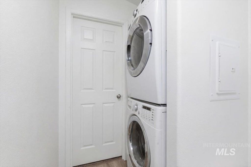 1325 N Arrow Ln, Boise, ID 83704 photo 11