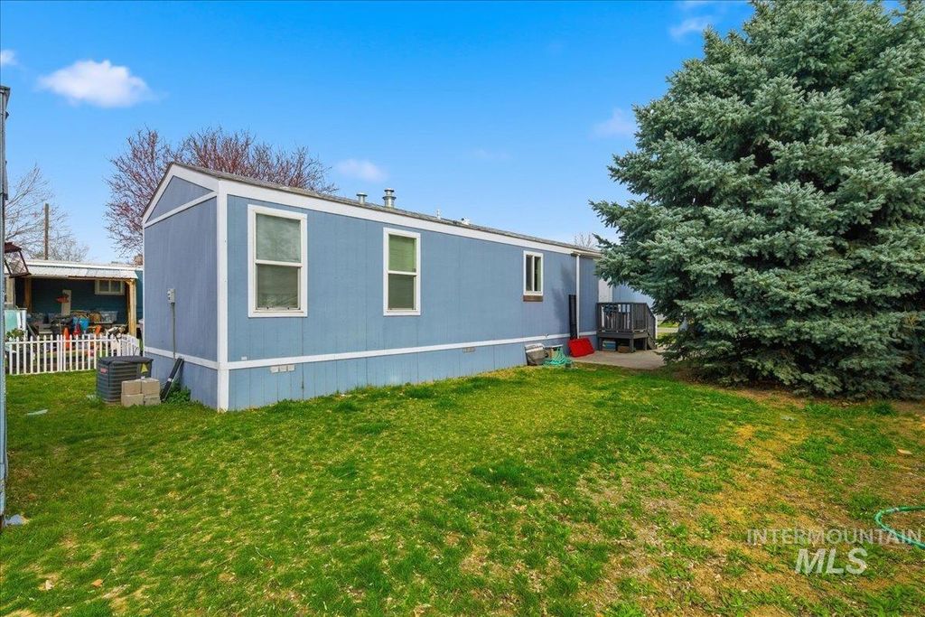 1325 N Arrow Ln, Boise, ID 83704 photo 12