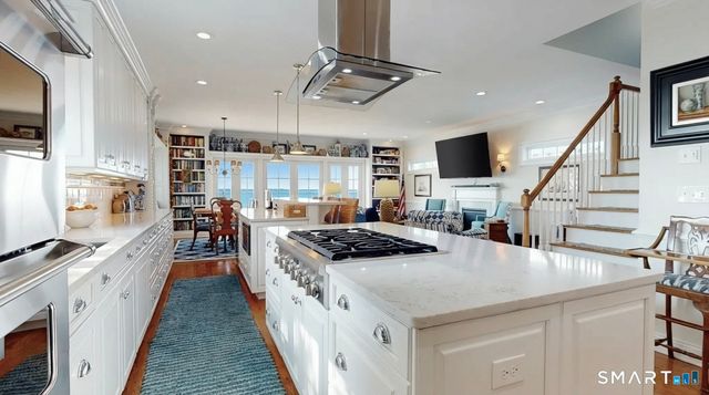 57 Pelham Street, Milford, CT 06460