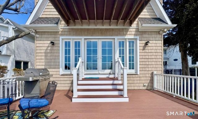 57 Pelham Street, Milford, CT 06460