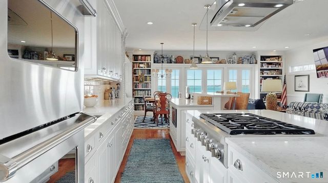 57 Pelham Street, Milford, CT 06460