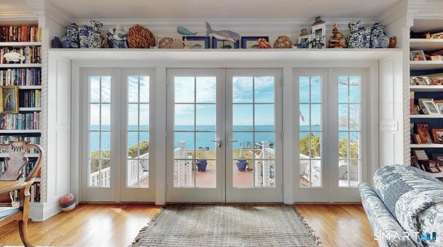 57 Pelham Street, Milford, CT 06460