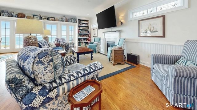 57 Pelham Street, Milford, CT 06460