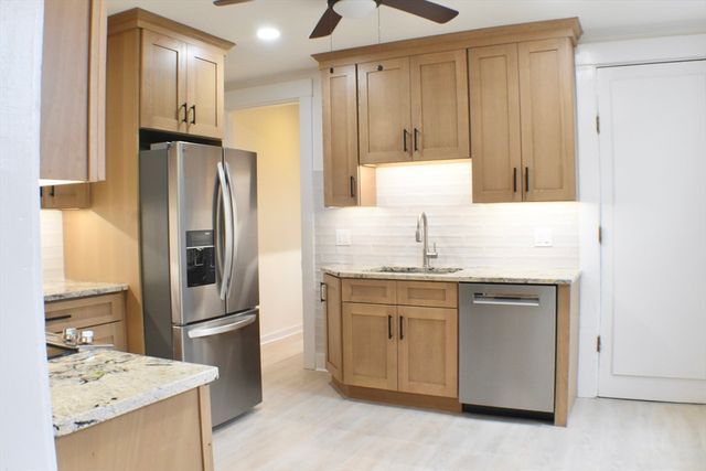 120 Pearl St 1, Cambridge, MA 02139