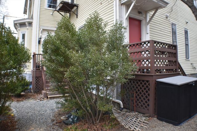 120 Pearl St 1, Cambridge, MA 02139