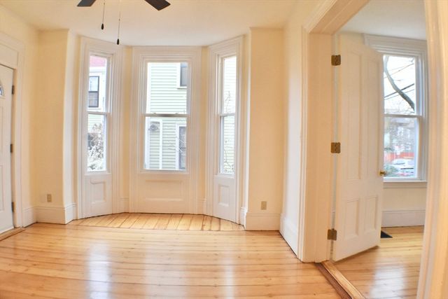 120 Pearl St 1, Cambridge, MA 02139