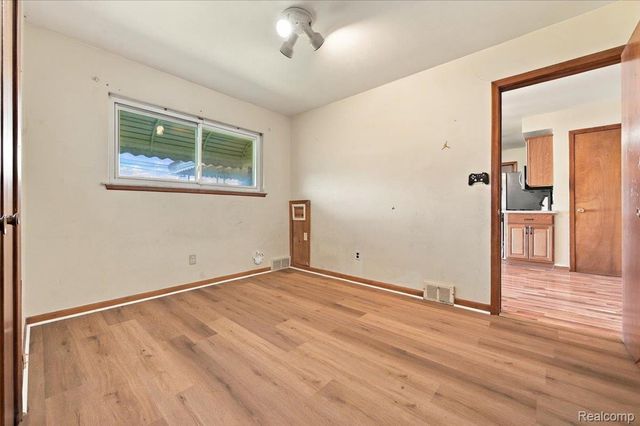 28621 Gilbert Drive, Warren, MI 48093