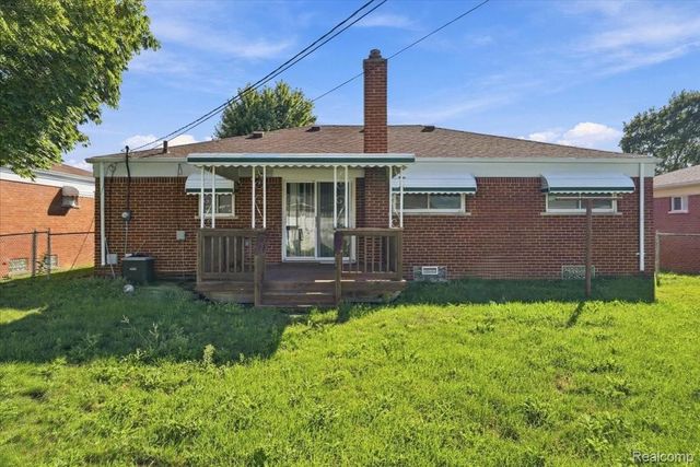 28621 Gilbert Drive, Warren, MI 48093
