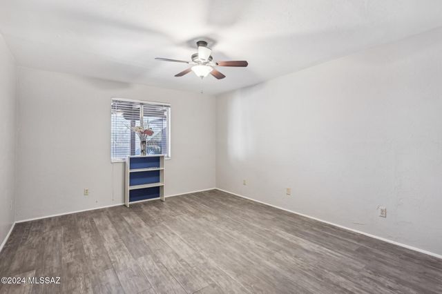 611 S Los Opalos, Green Valley, AZ 85614