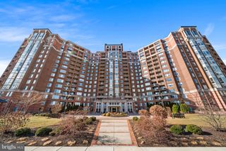 5809 NICHOLSON LN #214, Rockville, MD 20852