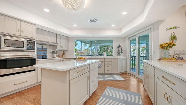 476 MEADOW LARK DRIVE, Sarasota, FL 34236