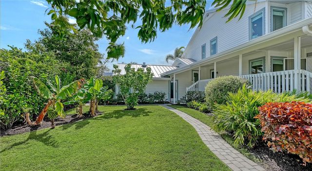 476 MEADOW LARK DRIVE, Sarasota, FL 34236