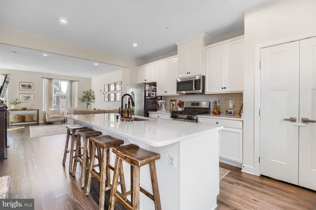 6402 FALCONWOOD ST, Baltimore, MD 21220