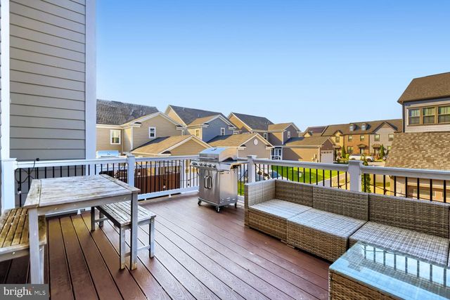 6402 FALCONWOOD ST, Baltimore, MD 21220