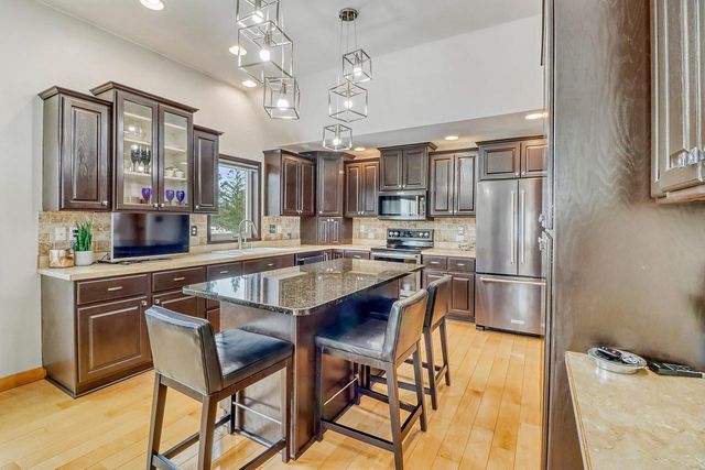 3768 41st Avenue S, Moorhead, MN 56560