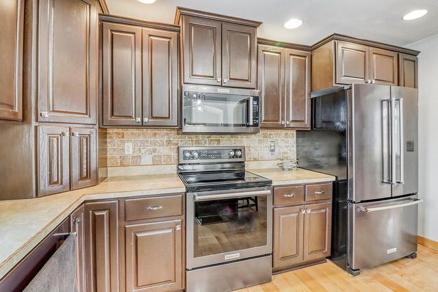 3768 41st Avenue S, Moorhead, MN 56560