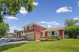 19049 Jonathan Lane, Homewood, IL 60430