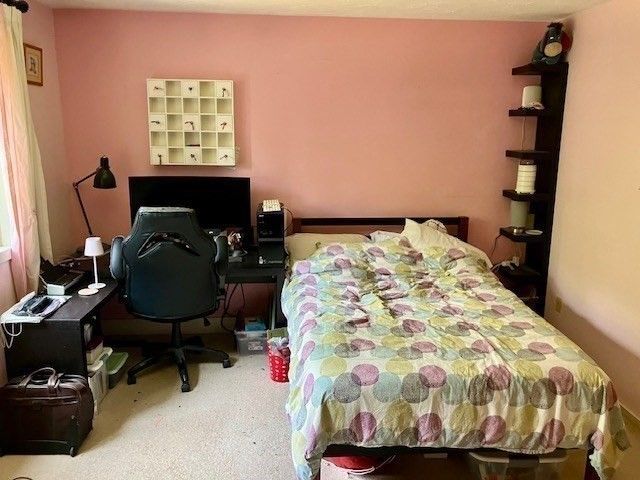 14 Gleason St B, Westborough, MA 01581