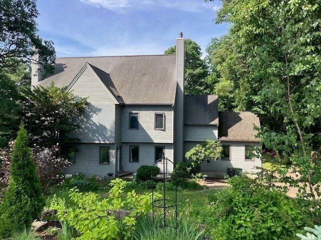 14 Gleason St B, Westborough, MA 01581