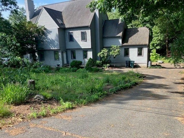 14 Gleason St B, Westborough, MA 01581