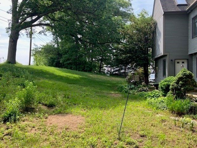 14 Gleason St B, Westborough, MA 01581
