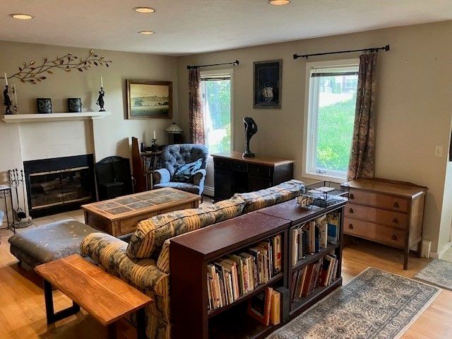 14 Gleason St B, Westborough, MA 01581